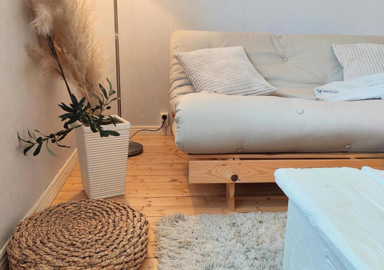 In The Of Apartment